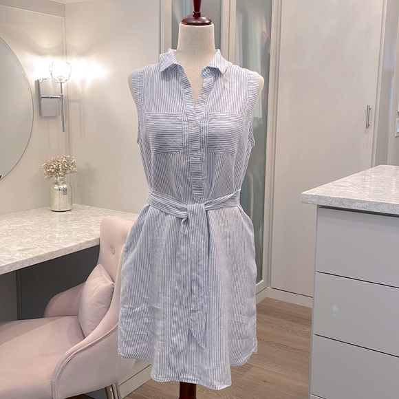 Vineyard Vines Dresses & Skirts - VineYard Vines linen dress
